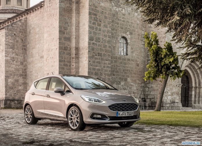 2017 Ford Fiesta - фотография 7 из 203
