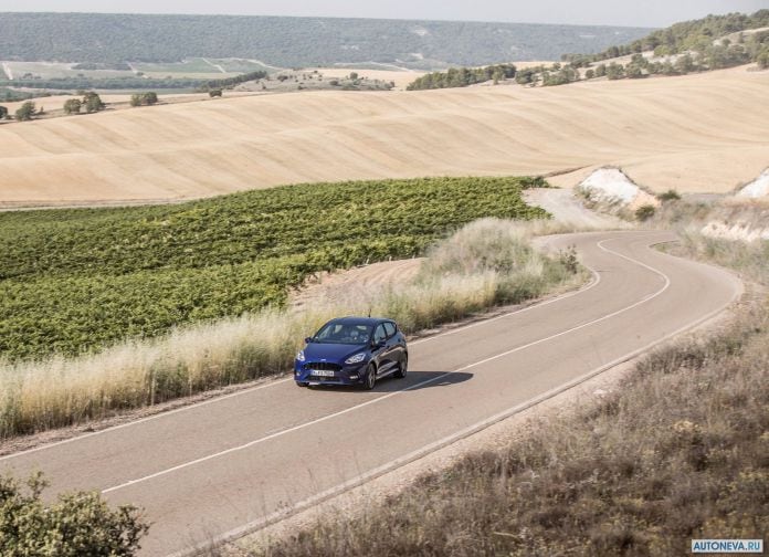 2017 Ford Fiesta - фотография 30 из 203