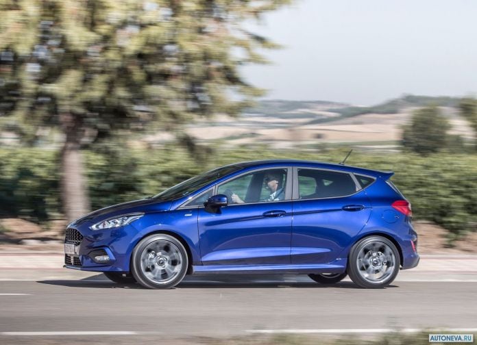 2017 Ford Fiesta - фотография 39 из 203