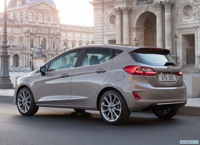2017 Ford Fiesta - фотография 63 из 203