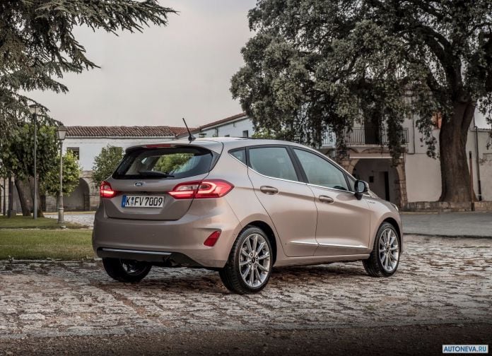 2017 Ford Fiesta - фотография 64 из 203