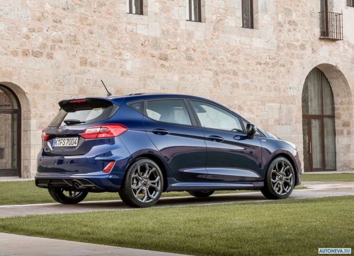 2017 Ford Fiesta - фотография 67 из 203