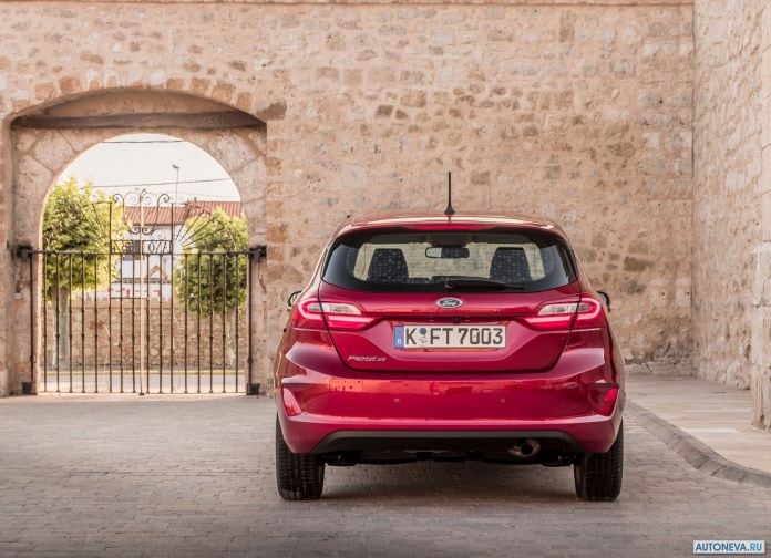 2017 Ford Fiesta - фотография 93 из 203