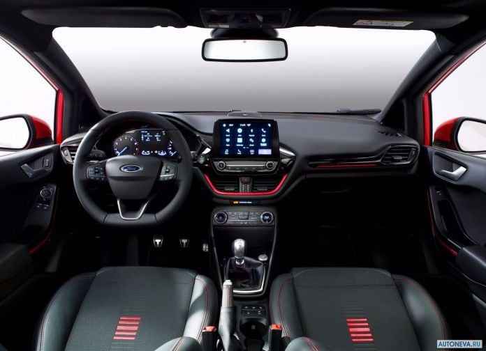 2017 Ford Fiesta - фотография 114 из 203