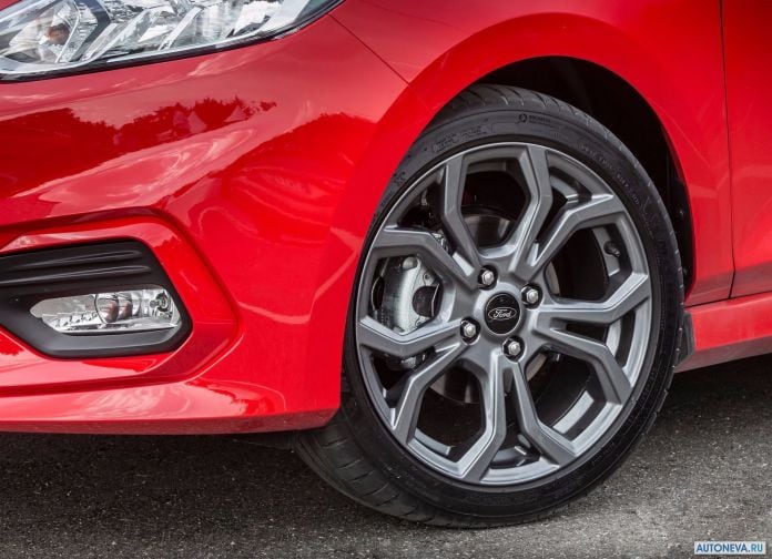2017 Ford Fiesta - фотография 185 из 203