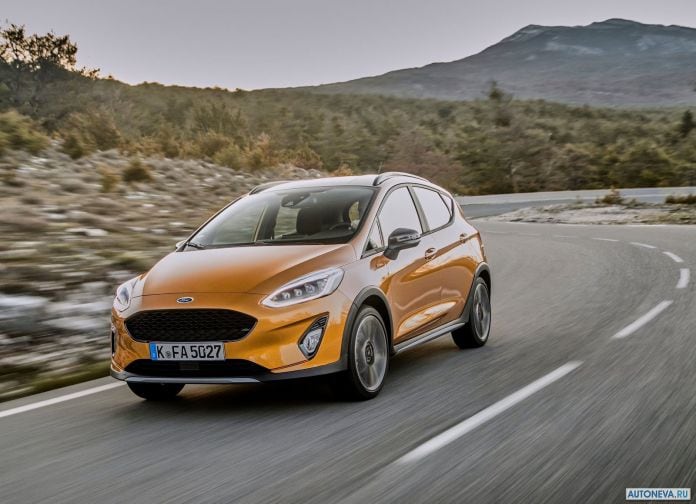 2017 Ford Fiesta Active - фотография 7 из 41