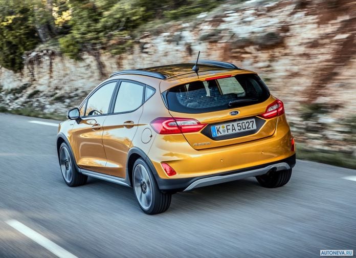 2017 Ford Fiesta Active - фотография 19 из 41