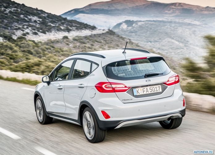 2017 Ford Fiesta Active - фотография 23 из 41