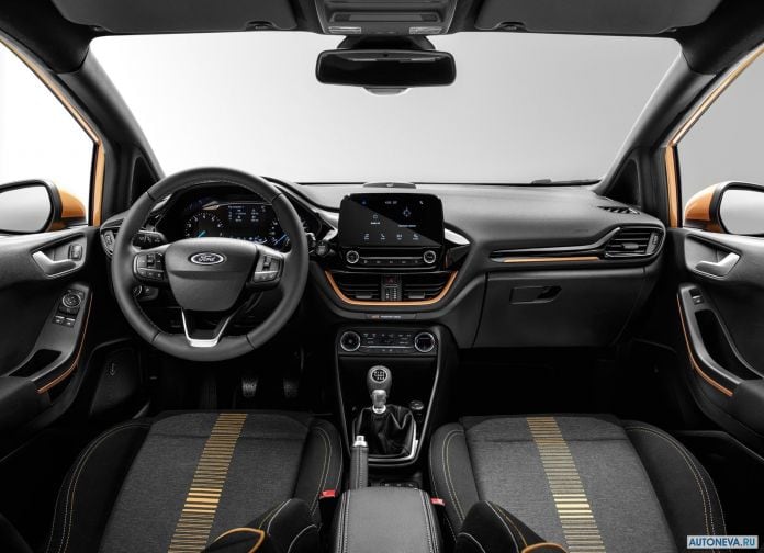 2017 Ford Fiesta Active - фотография 31 из 41