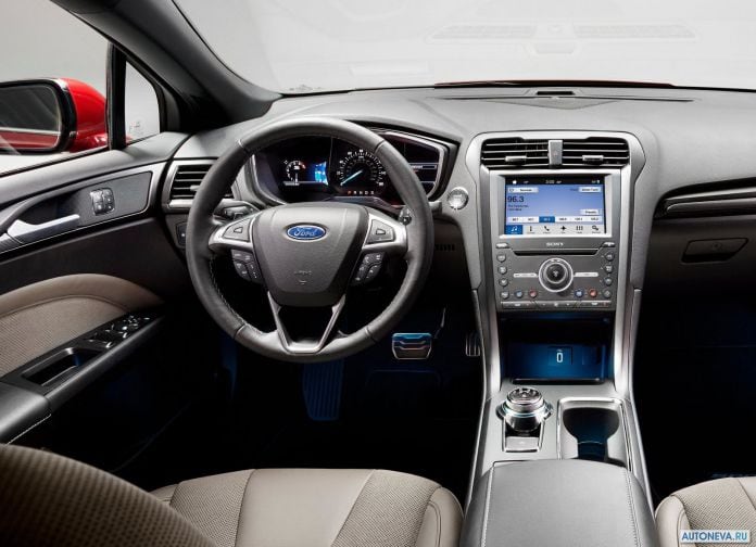 2017 Ford Fusion V6 Sport - фотография 46 из 54 2017 Ford Fusion V6 Sport - фотография 46 из 54