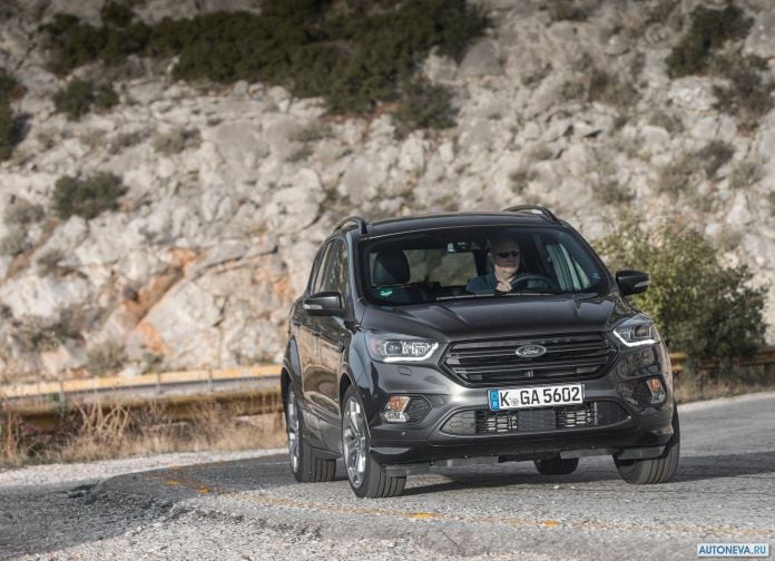 2017 Ford Kuga - фотография 43 из 176