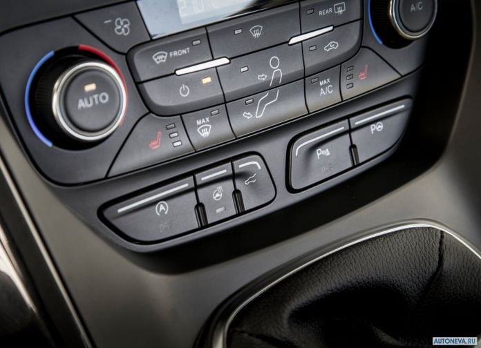 2017 Ford Kuga - фотография 121 из 176