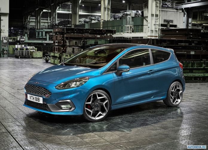 2018 Ford Fiesta ST - фотография 8 из 201