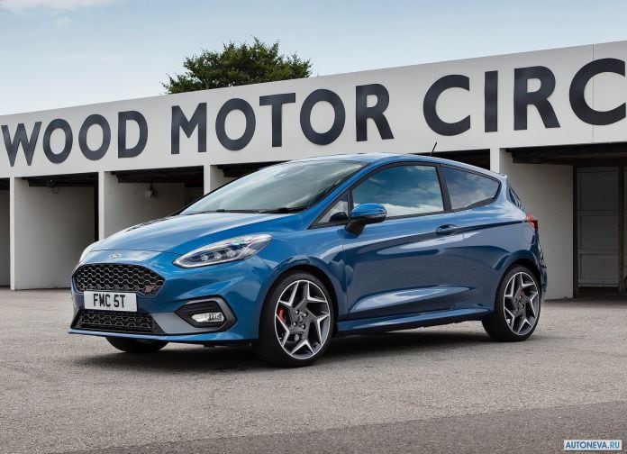 2018 Ford Fiesta ST - фотография 11 из 201