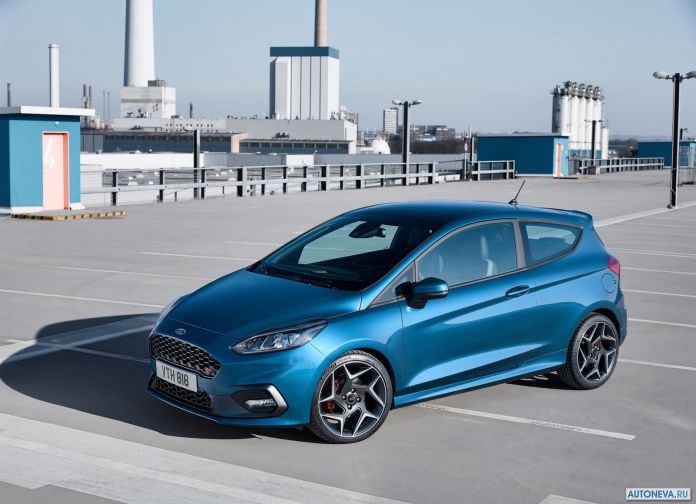 2018 Ford Fiesta ST - фотография 13 из 201