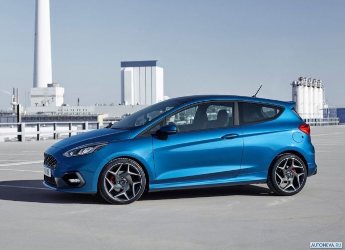 2018 Ford Fiesta ST - фотография 15 из 201