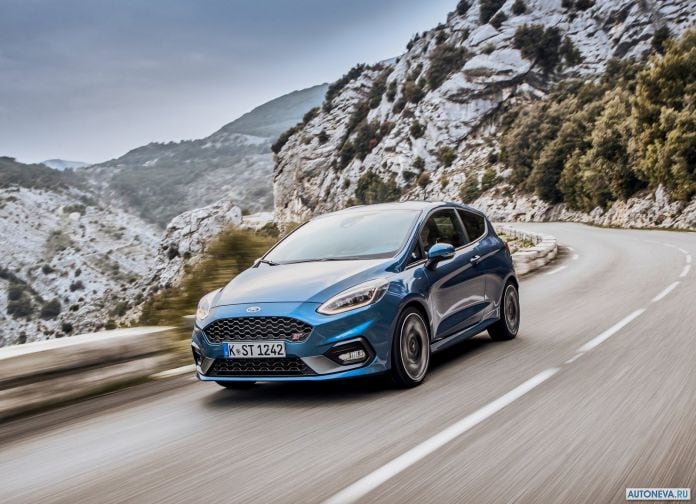 2018 Ford Fiesta ST - фотография 19 из 201