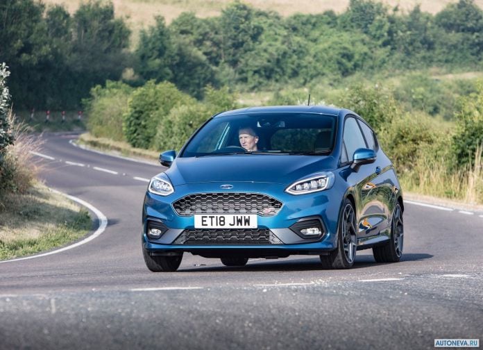 2018 Ford Fiesta ST - фотография 23 из 201