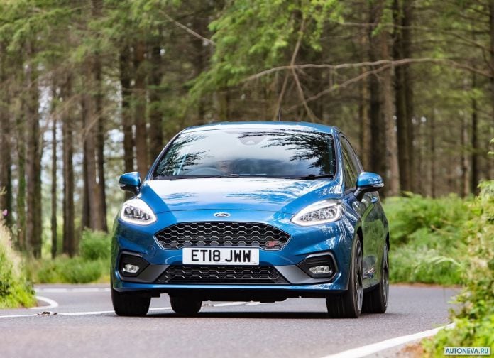 2018 Ford Fiesta ST - фотография 24 из 201