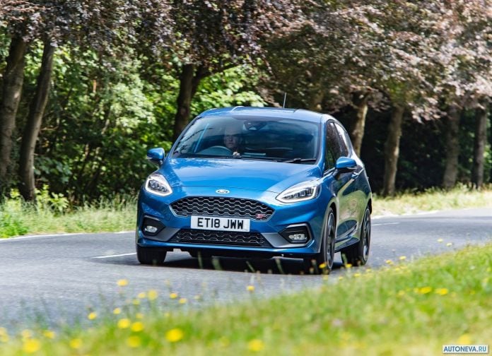 2018 Ford Fiesta ST - фотография 26 из 201 2018 Ford Fiesta ST - фотография 26 из 201