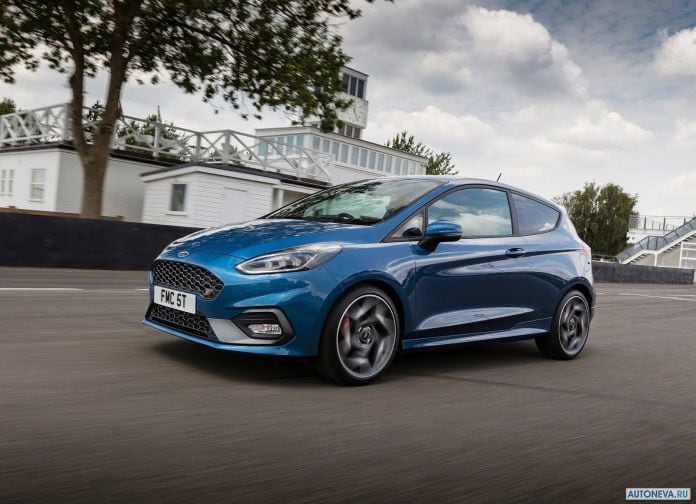 2018 Ford Fiesta ST - фотография 28 из 201