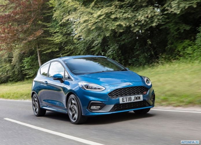 2018 Ford Fiesta ST - фотография 33 из 201