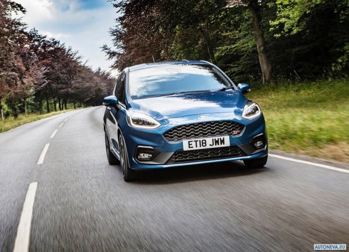 2018 Ford Fiesta ST - фотография 37 из 201