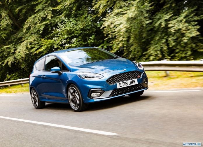 2018 Ford Fiesta ST - фотография 39 из 201