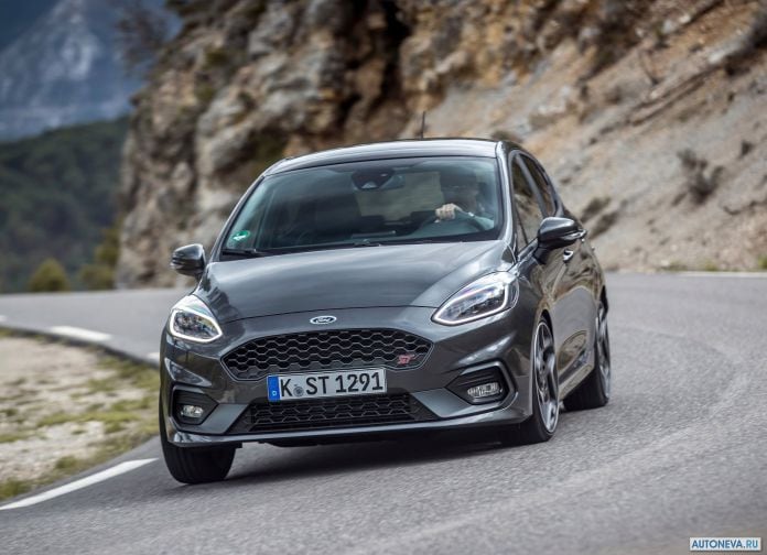 2018 Ford Fiesta ST - фотография 43 из 201