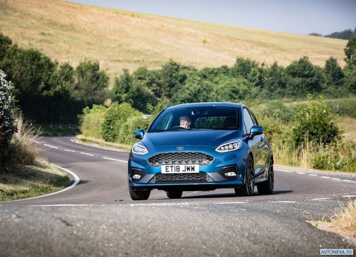 2018 Ford Fiesta ST - фотография 45 из 201