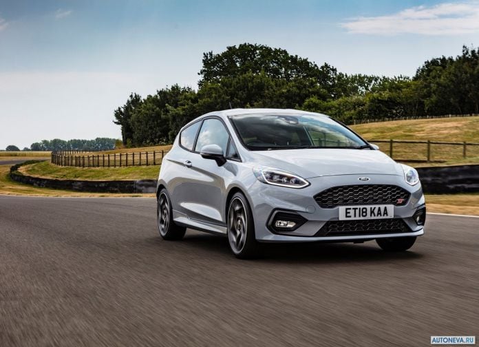2018 Ford Fiesta ST - фотография 57 из 201 2018 Ford Fiesta ST - фотография 57 из 201
