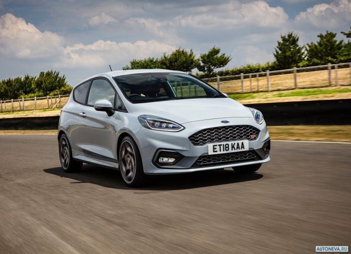 2018 Ford Fiesta ST - фотография 59 из 201