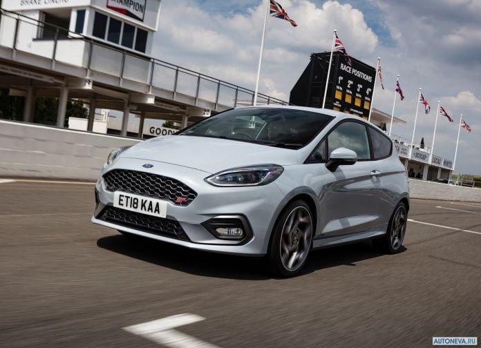 2018 Ford Fiesta ST - фотография 63 из 201