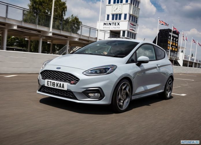 2018 Ford Fiesta ST - фотография 64 из 201
