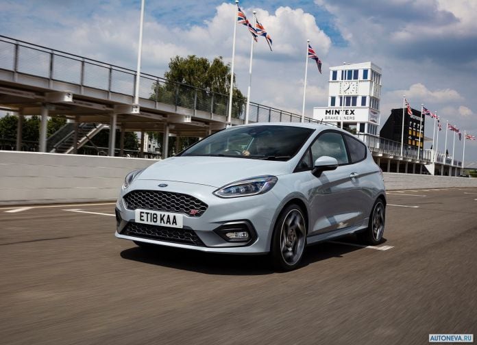 2018 Ford Fiesta ST - фотография 65 из 201