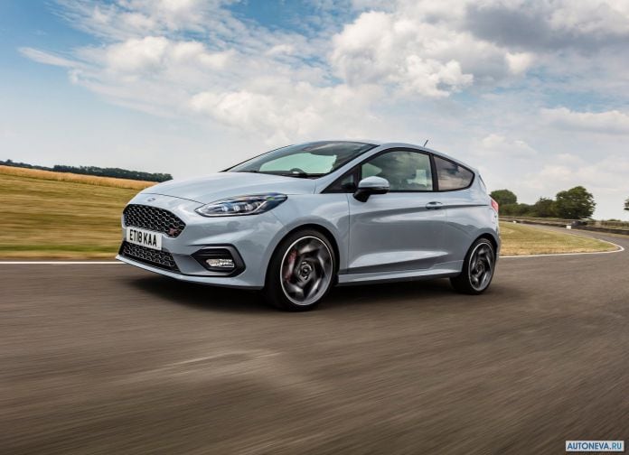 2018 Ford Fiesta ST - фотография 70 из 201