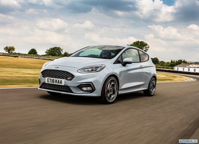 2018 Ford Fiesta ST - фотография 71 из 201