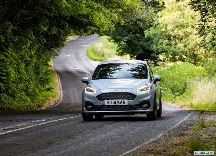2018 Ford Fiesta ST - фотография 73 из 201