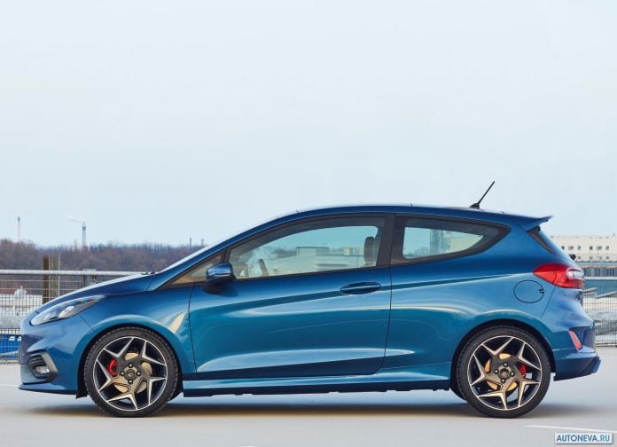 2018 Ford Fiesta ST - фотография 75 из 201