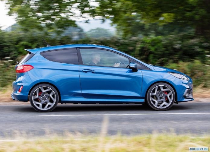 2018 Ford Fiesta ST - фотография 80 из 201