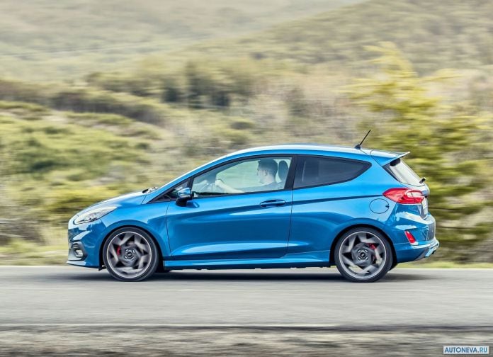 2018 Ford Fiesta ST - фотография 82 из 201