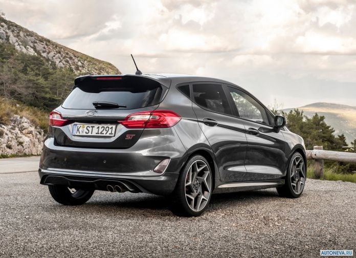 2018 Ford Fiesta ST - фотография 83 из 201