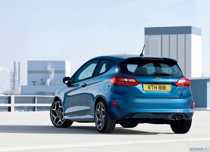 2018 Ford Fiesta ST - фотография 88 из 201