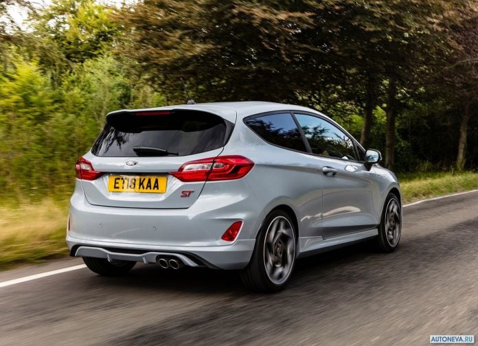 2018 Ford Fiesta ST - фотография 94 из 201