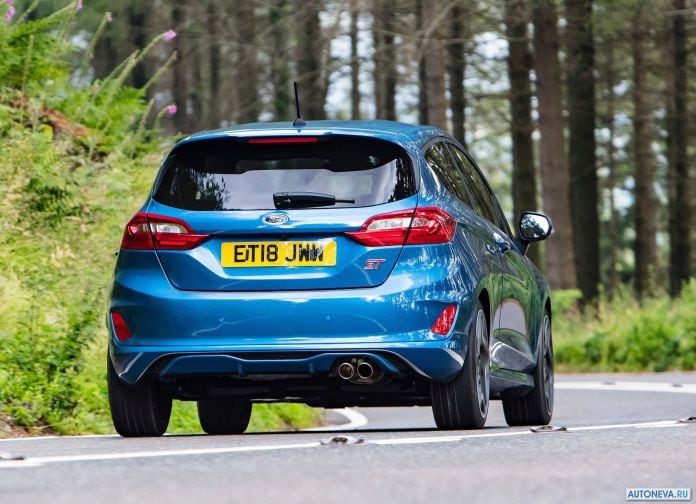 2018 Ford Fiesta ST - фотография 98 из 201