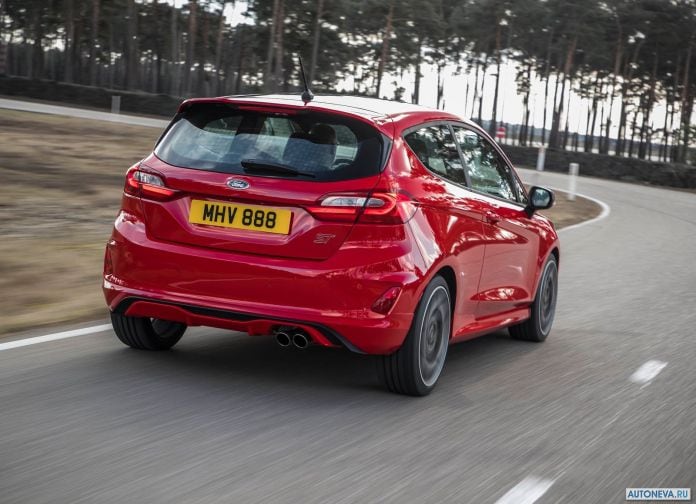 2018 Ford Fiesta ST - фотография 103 из 201