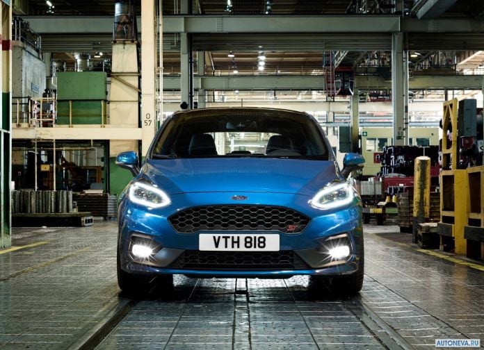 2018 Ford Fiesta ST - фотография 110 из 201