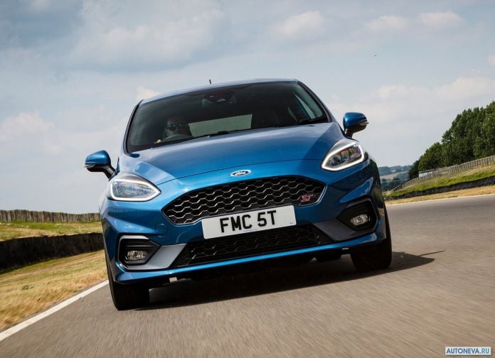 2018 Ford Fiesta ST - фотография 112 из 201