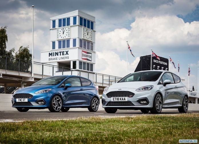 2018 Ford Fiesta ST - фотография 119 из 201