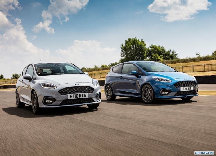 2018 Ford Fiesta ST - фотография 133 из 201